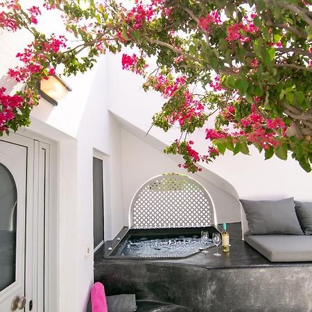 Sensia Luxury Apartment With Hot Tub Οία Εξωτερικό φωτογραφία